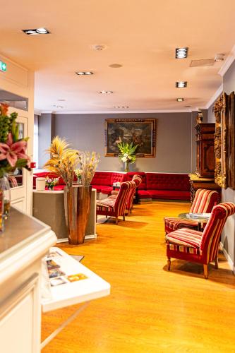 Hotel Claude Bernard Saint-Germain - image 12