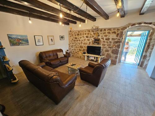Dembelija Rooms in Virpazar