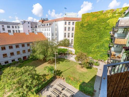 Shield 3 - 3 bedroom apartment with balcony in central Copenhagen - image 4