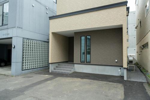 South 5 House