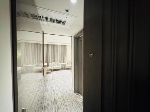 Taj Hotel Premium Residency F-7 Islamabad - image 11