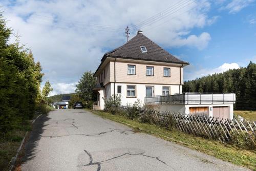 A szálláshely kívülről, Ferienheim Eisenbach in Eisenbach (Hochschwarzwald)