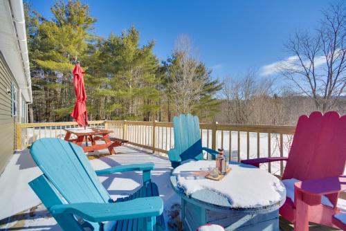 Private 7-Acre Retreat On-Site Pond, Streams in Jewett, USA