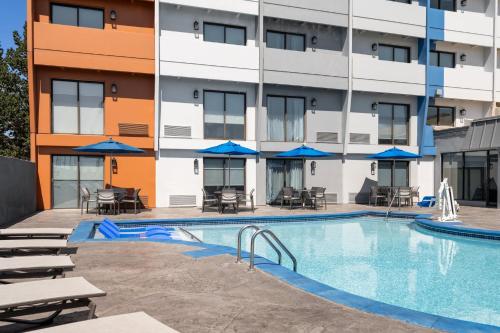 مسبح, Holiday Inn Express Denver Central - North in Globeville / North Washington