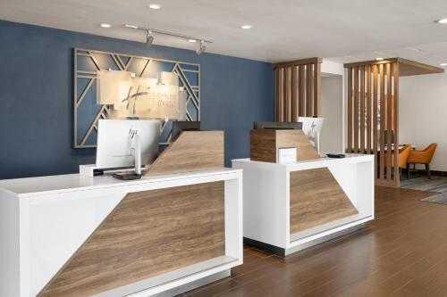 المنظر الخارجي, Holiday Inn Express Denver Central - North in Globeville / North Washington