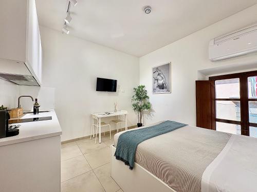 Duomo Modern Suite - image 7