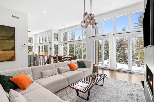 Accommodation in Sainte-Lucie-des-Laurentides