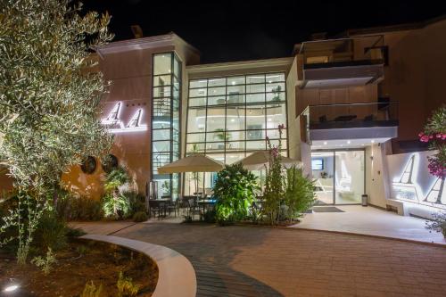 Adrion Aparthotel - image 7