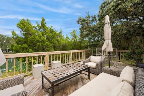 Sunny Pointe home in Debidue Island (SC)