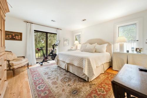 Sunny Pointe home - image 4