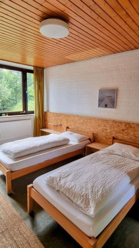 Zimmer 2 in Gomadingen, Deutschland