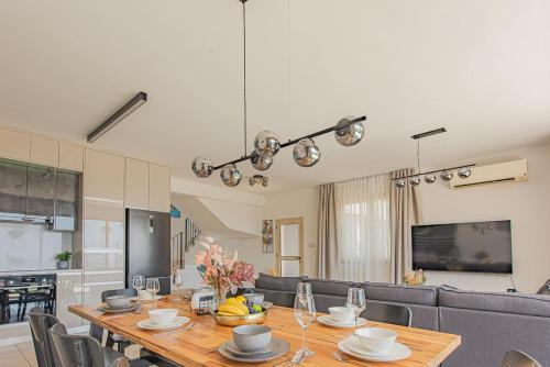 TelMar Royal Villa Sea View in 瑪佐托斯