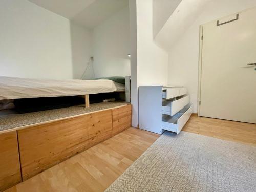 Zimmer in Hamburg Bergstedt - Im Grünen, nah an der U-Bahn, Hamburgo (foto 10)