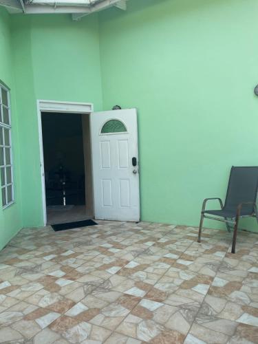 Hibiscus Apartment in Corinth