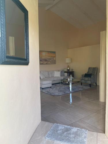Hibiscus Apartment in Corinth