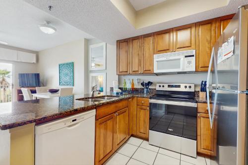 Tidewater Condominiums - main image