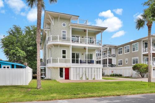 Mojito Manor by Tybee Cottages – Tybee Island, GA