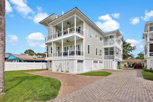 Mojito Manor by Tybee Cottages – Tybee Island, GA