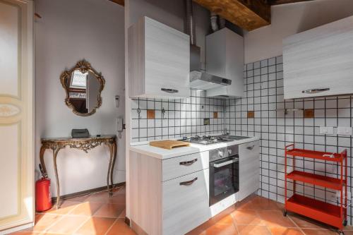 Kitchen, Nosadella Open Space by Wonderful Italy in Saragozza