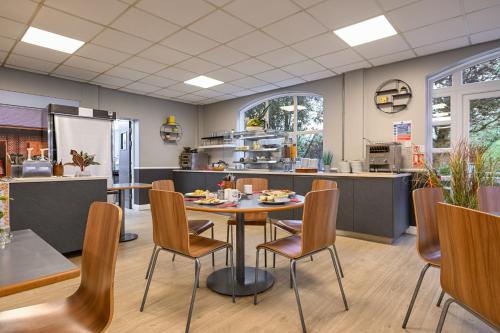 Stableside Hotel at York Racecourse in York