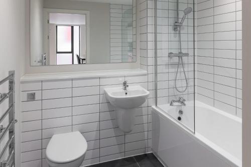 Contemporary 1BED Apartment in Central Liverpool, Liverpool (photo 6)