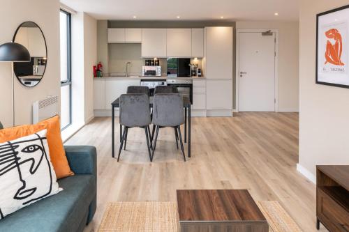 Contemporary 1BED Apartment in Central Liverpool, Liverpool (photo 7)