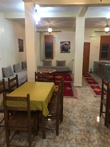 Auberge Touristique Toubkal in Amsouzart