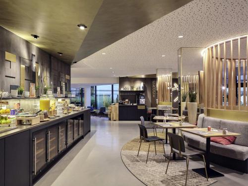 Їжа та напої, Novotel Marne La Vallee Collegien in Клолюжьян