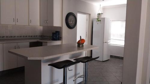 Kubai Dubai in พอร์เตอร์วิลล์