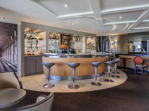 Bar/ Salón, Novotel Amboise in Amboise