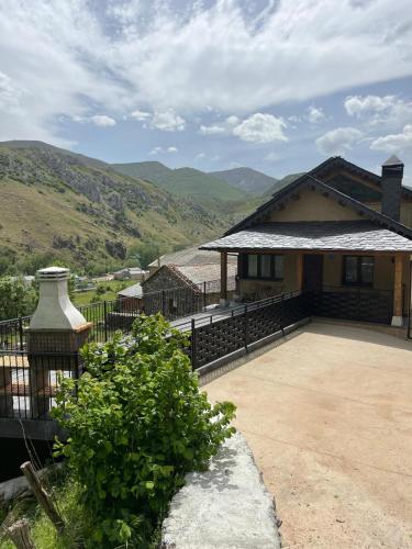 Vivienda Turistica Cueto Larama VUT-LE-860 gîte à louer Robledo de Caldas