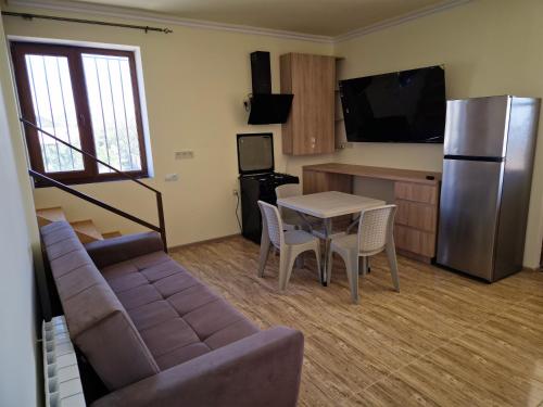 Cozinha, Garden House Apartments in Zovuni