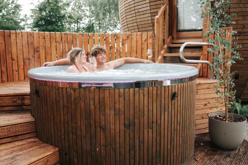 Recreatiepark Den Blanken in Verspreide huizen Neede