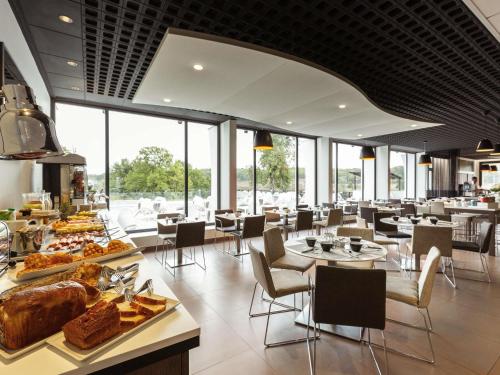 Novotel Limoges Le Lac - Hotel - Limoges