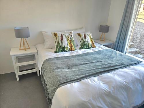 #1 Coral Cottage 2-Bed, Cape Town