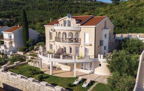 Apartmani Jurković 3 (Apartmani Jurkovic 3) in โคมาร์นา