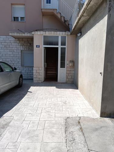 Apartment Visoka, Split (photo 3)