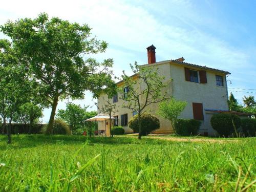  Apartments Krajcer, Pension in Marčana