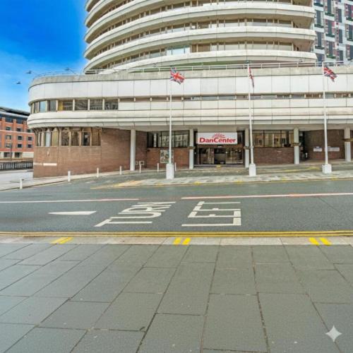 Atlantic Tower Liverpool City Center By Dancenter, Liverpool (photo 9)
