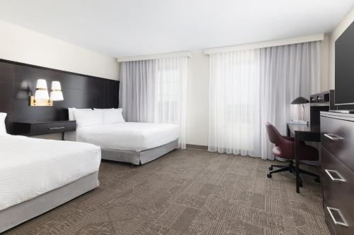 Staybridge Suites Denver- Central Park By IHG in Commerce City