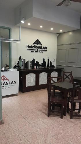 Hotel Raglan in Mar del Plata