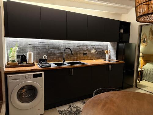 CENTRAL PALM in Gustavia