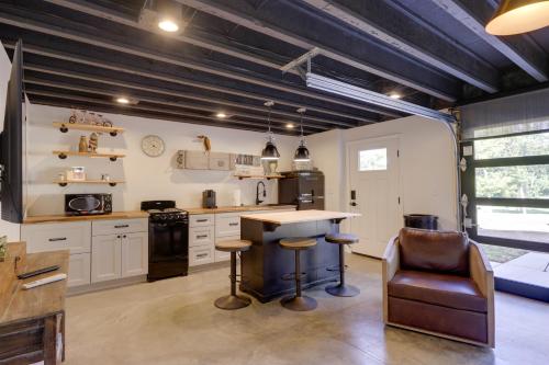 Unique Studio on Obanyon Creek in Dtwn Loveland! in Loveland
