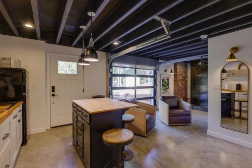 Unique Studio on Obanyon Creek in Dtwn Loveland! in Loveland