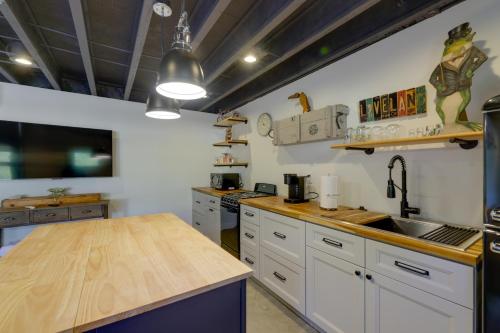 Unique Studio on Obanyon Creek in Dtwn Loveland! in Loveland