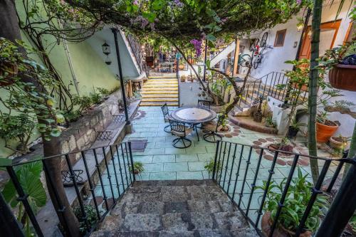 Las Mariposas Hotel & Studios in Oaxaca
