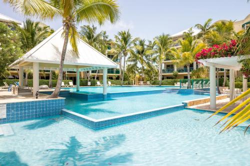 1 Bdrm Pool Garden View at The Yacht Club D3 in Providenciales