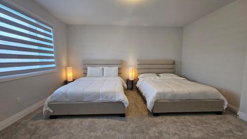 Grand Woodstock Luxe House 4BR in Woodstock (ON)