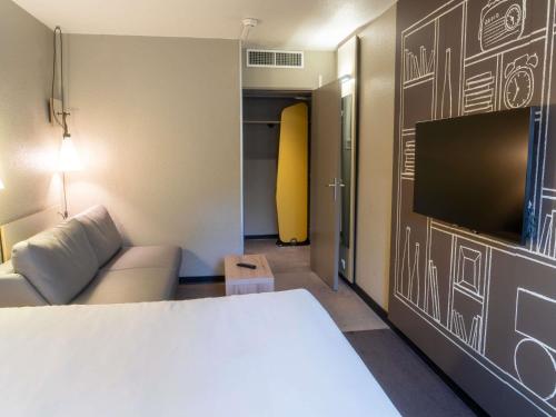 1 double bed, 1 sofa bed