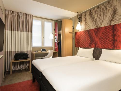 hotel photo